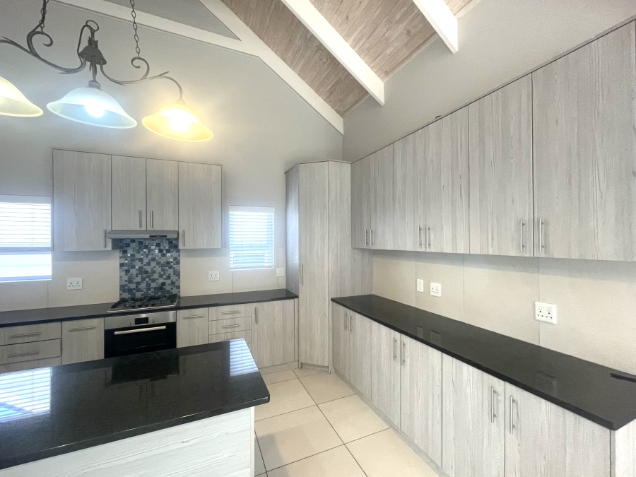 3 Bedroom Property for Sale in Laguna Sands Western Cape